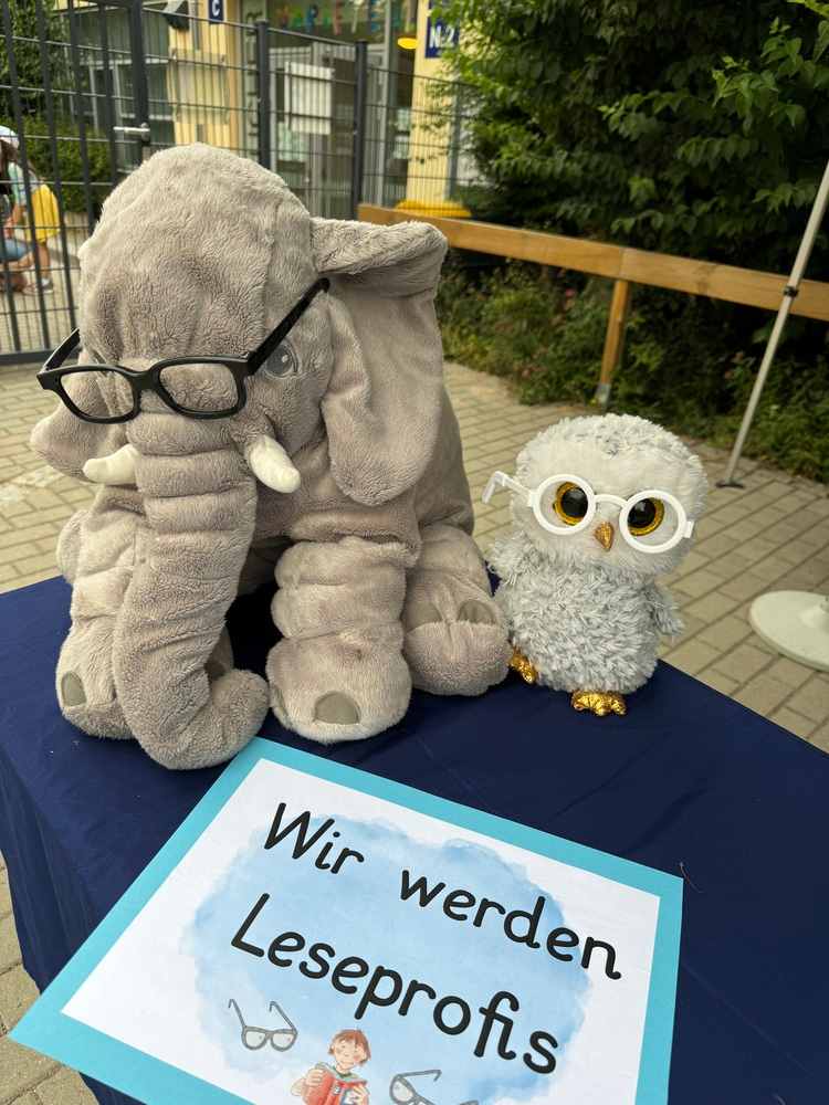 Wir werden Leseprofis mit Stofftieren
